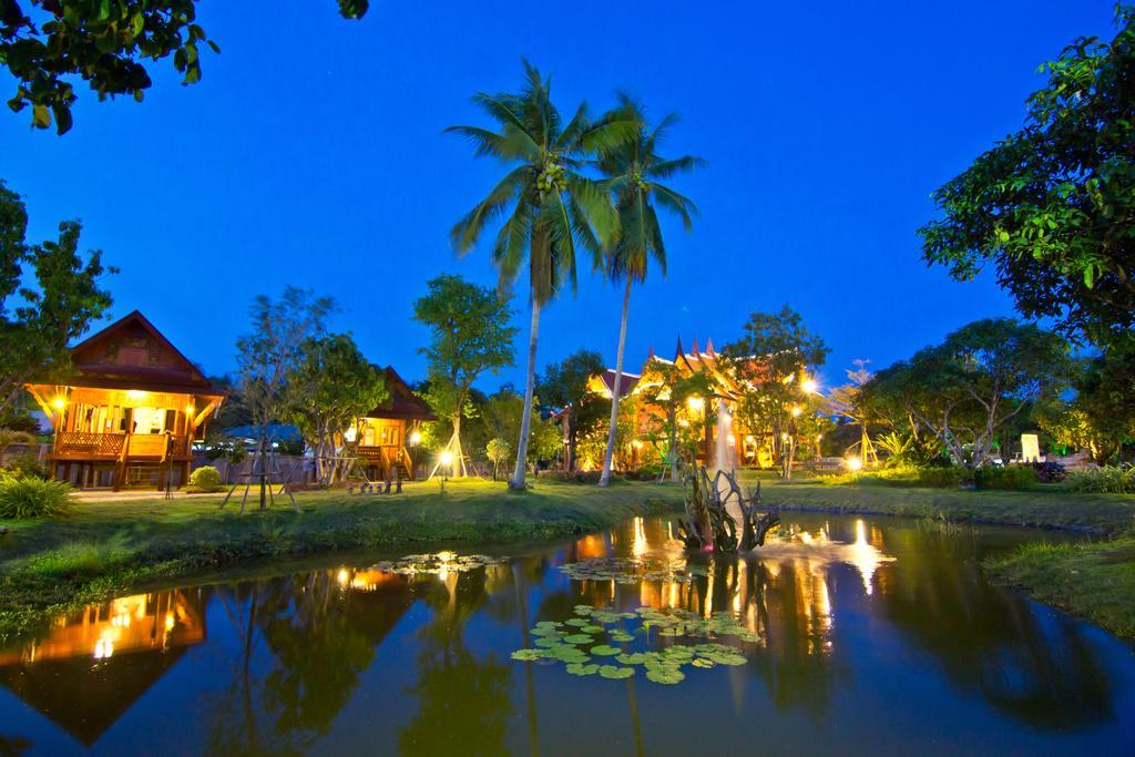 Bueng Bua Thong Resort Ban Huai Yai Ngoại thất bức ảnh